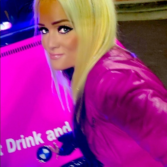 Meet your Posher, Jessica - Picture 3 of 11